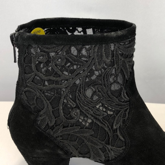TopShop Black Suede Embroidered Bootie - Picture 4 of 7